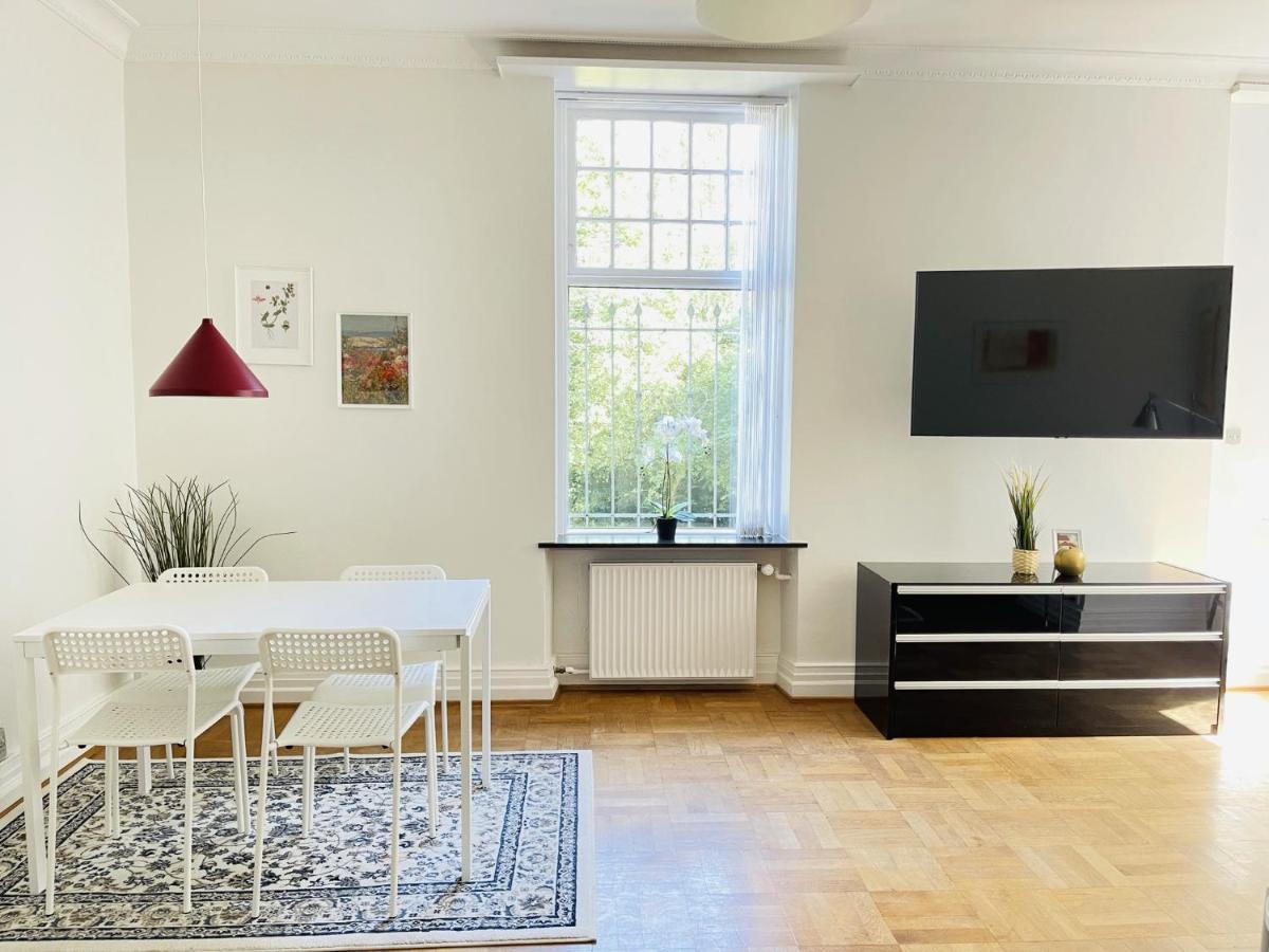 Aday - Aalborg Mansion - Open Bright Apartment With Garden Exteriér fotografie