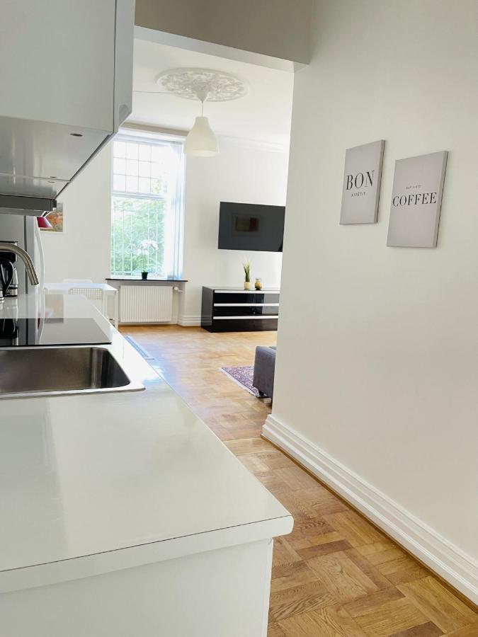 Aday - Aalborg Mansion - Open Bright Apartment With Garden Exteriér fotografie